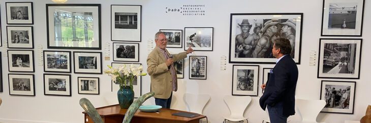 Gavin Furlonger talking to an audience about South African Photography